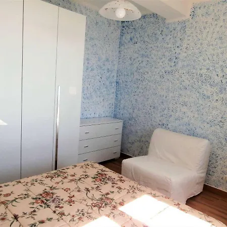 La Casa Di Famiglia